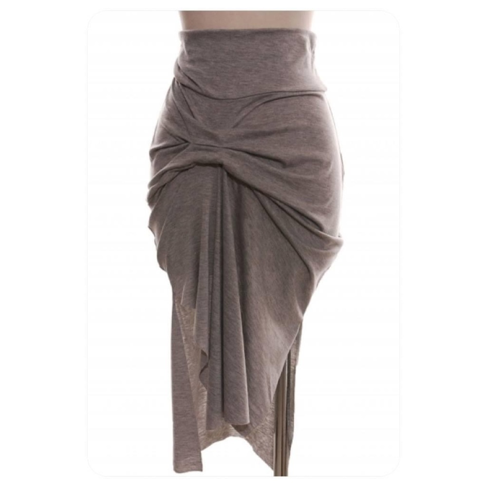 🆕 Gray Skirt
